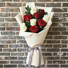 Букет цветов из:  Розы в Соколе Магаданской области