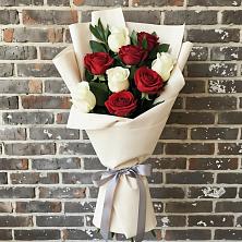 Букет цветов из:  Розы в Соколе Магаданской области