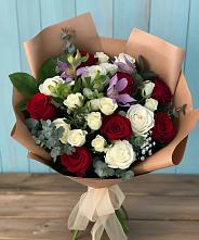 Букет цветов из:  Розы и Альстромерии #REPLACE_PRED# Соколе Магаданской области