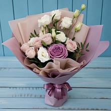 Букет цветов из:  Розы и Лизиантусы в Соколе Магаданской области
