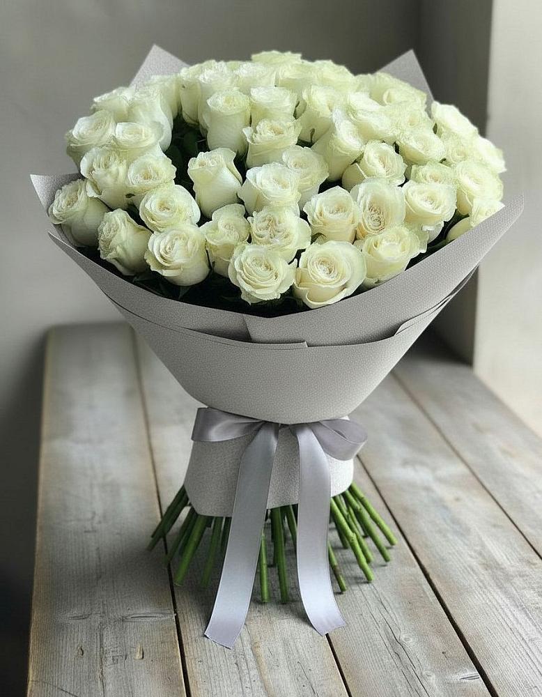 Букет 35 Белых роз в Соколе Магаданской области