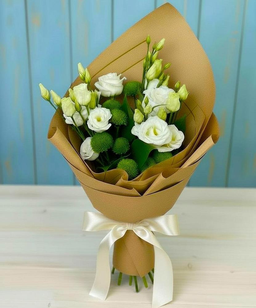 Букет цветов из: Хризантемы и Лизиантусы в Соколе Магаданской области