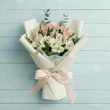 Букет цветов из:  Альстромерии в Соколе Магаданской области