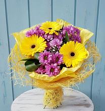Букет цветов из:  Хризантемы и Герберы #REPLACE_PRED# Соколе Магаданской области
