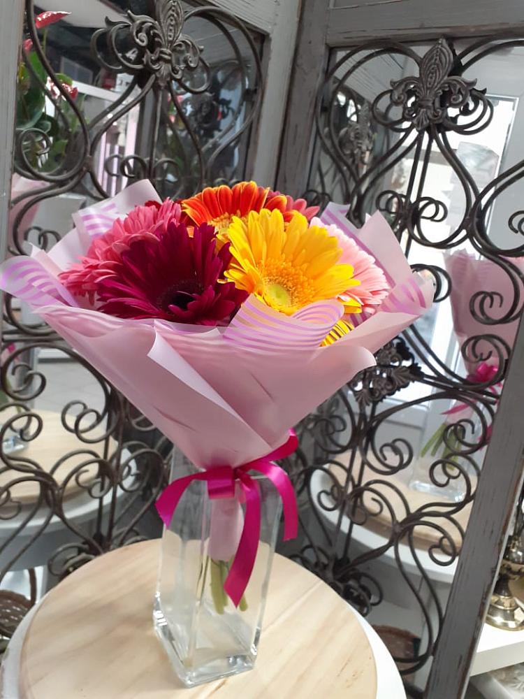 Букет цветов из: Герберы в Соколе Магаданской области