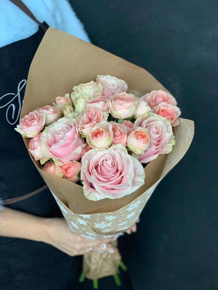 Букет цветов из: Хризантемы и Розы в Соколе Магаданской области