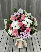 Букет цветов из:  Альстромерии, Гвоздики, Розы и Хризантемы в Соколе Магаданской области