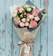 Букет цветов из:  Розы в Соколе Магаданской области
