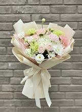 Букет цветов из:  Гвоздики, Розы, Лизиантусы и Хризантемы в Соколе Магаданской области