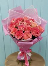 Букет 15 Розовых роз Равель #REPLACE_PRED# Соколе Магаданской области