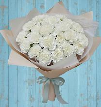 Букет цветов из:  Гвоздики в Соколе Магаданской области